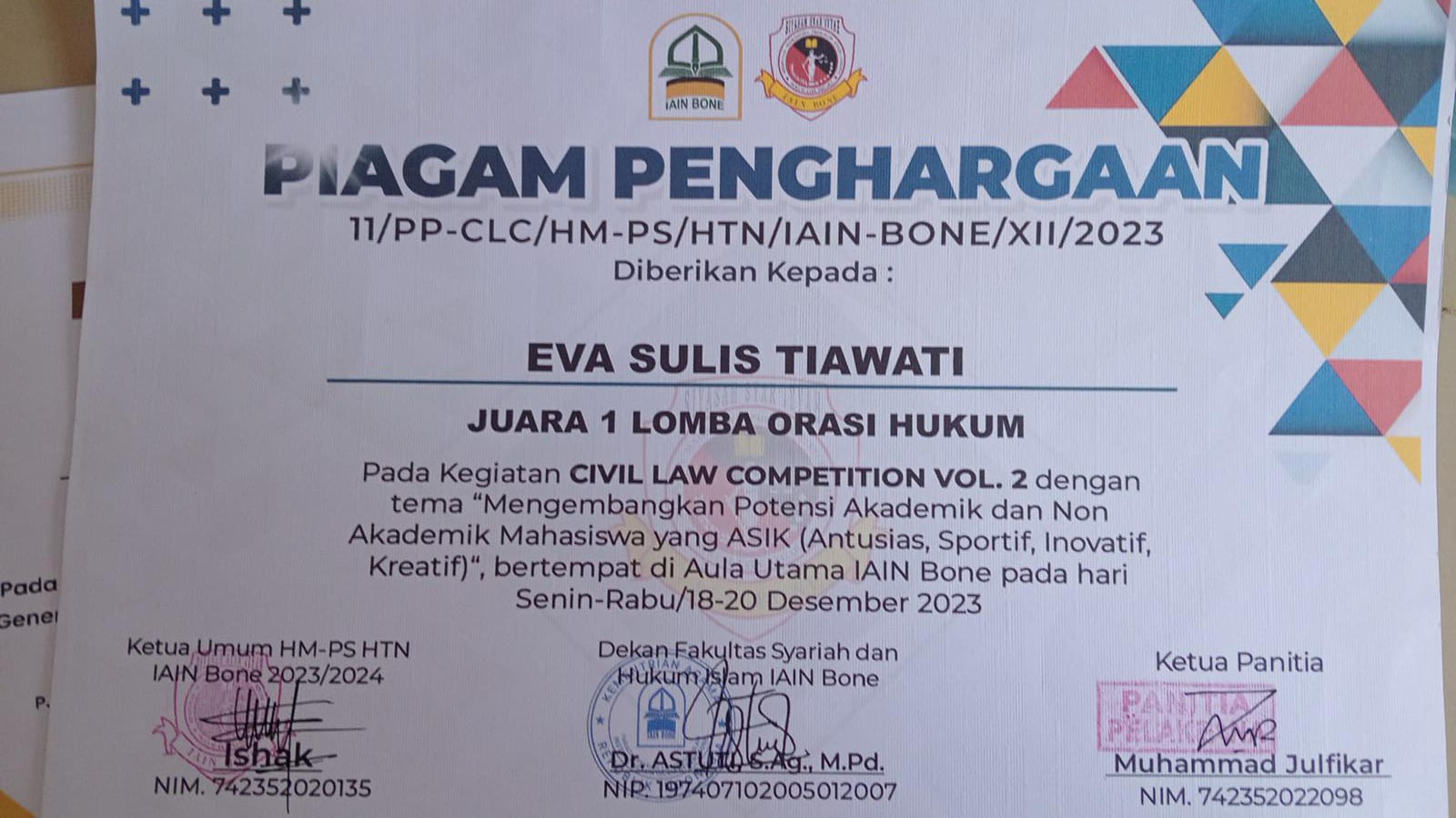 Mahasiswi IAIN Bone Raih Juara 1 Lomba Orasi Hukum pada Civil Law Competition Vol. 2